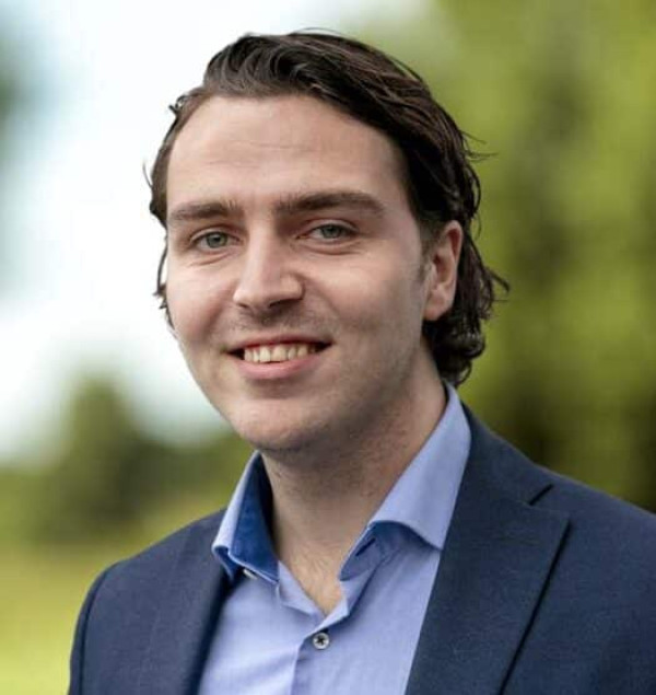  L. (Lars) Smidt