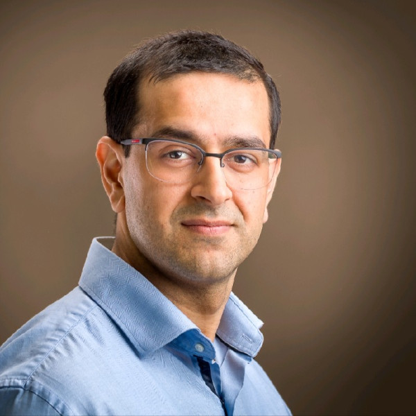  S. (Shobhit) Dhawan