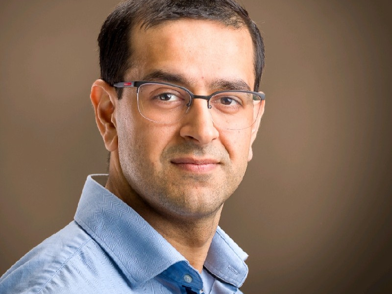  S. (Shobhit) Dhawan