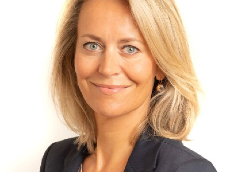  E. (Esther) Peters