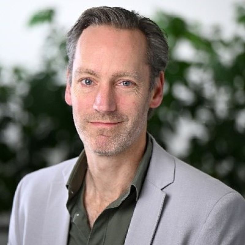 Profile picture Dr. G.J.H. (Geert) Corstens